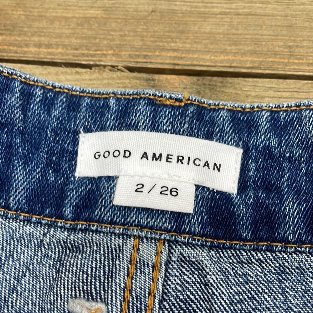 Good American NWT The Cut-Off Fold Over Waist Shorts - Picture 6 of 8
